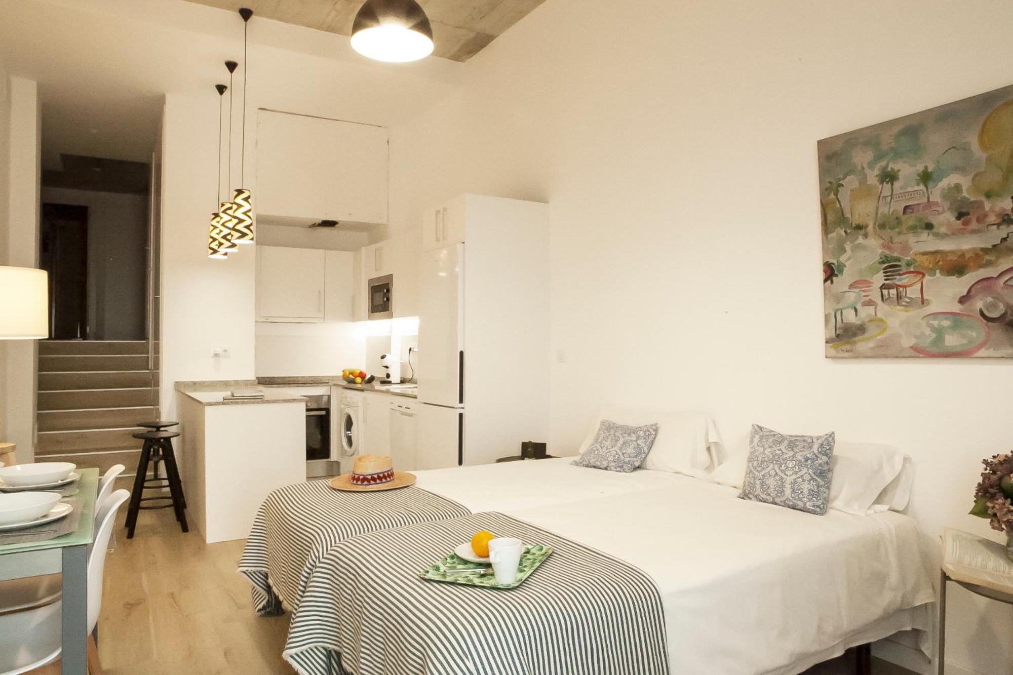 Apartamentos Rg Hospital Valme Seville Luaran gambar